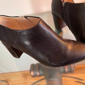Clarks Booties  - black, 8.5